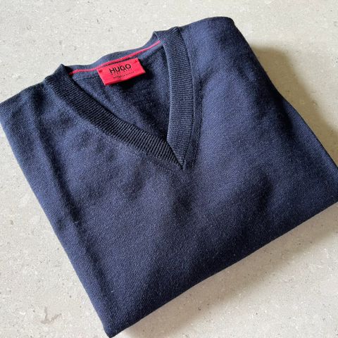 Hugo Boss extra fine merino - str. L