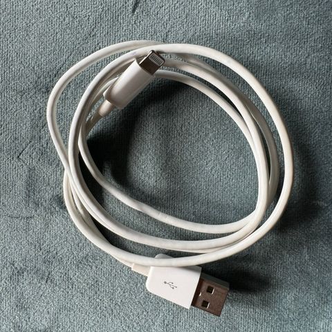USB iphone cable