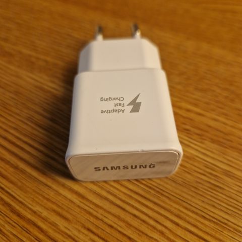 Samsung Galaxy S6 travel adapter - hurtiglader uten ledning