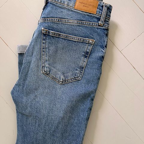 Gina Tricot jeans