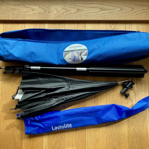 Lastolite Alt-i-ett paraply kit 100 cm