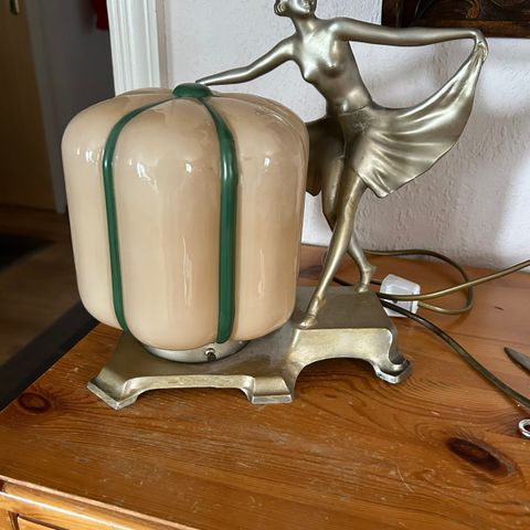 Art deco lampe