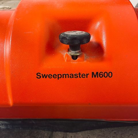 Hako Sweepmaster M600