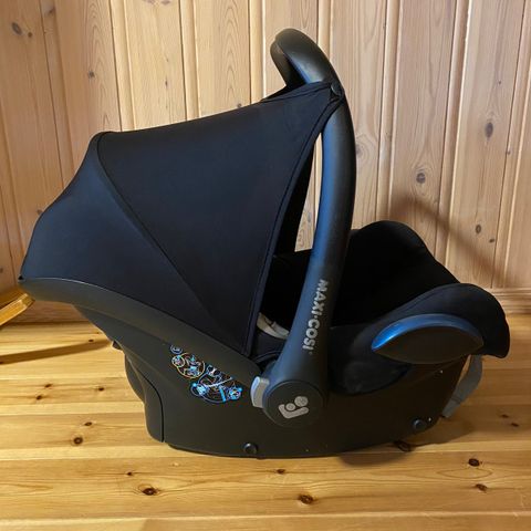 Maxi Cosi Cabriofix bilstol med base