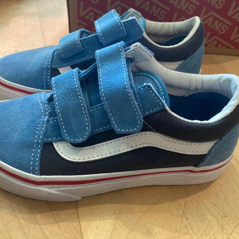 Nye Vans old school str 30,5 (ubrukt)