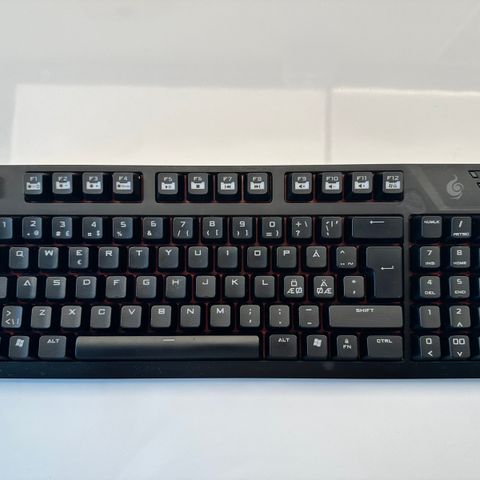 CM Storm QuickFire TK mekanisk tastatur