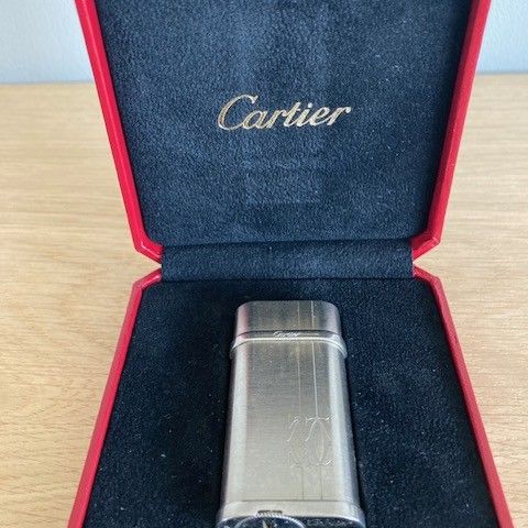 Cartier lighter i stål