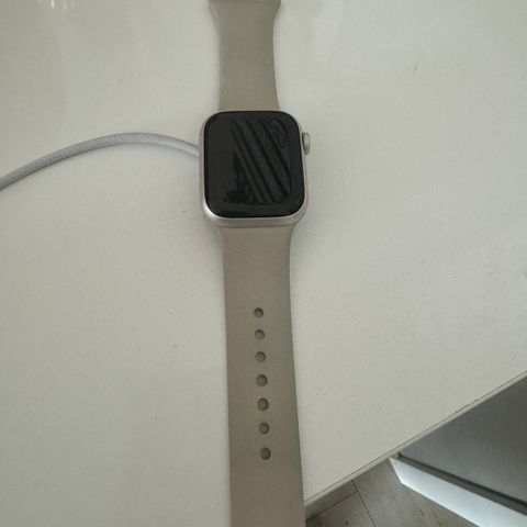 Apple Watch 7 41mm aluminium