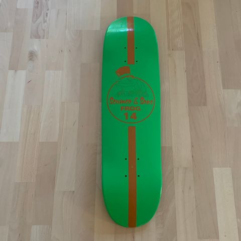 Skateboard plate