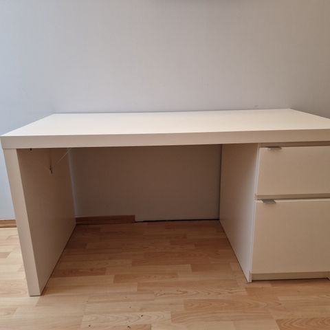 Ikea Malm skrivebord