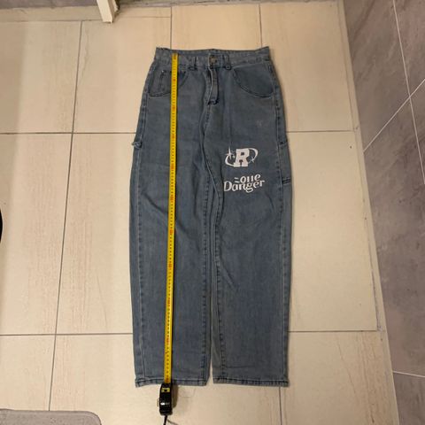 Y2K baggy jeans