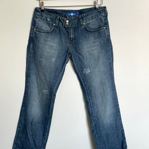 Vintage jeans med 3/4 lengde og lavt liv fra 90-2000 tallet (Y2K)