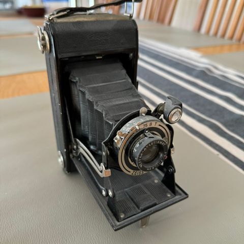 Antikk kamera.