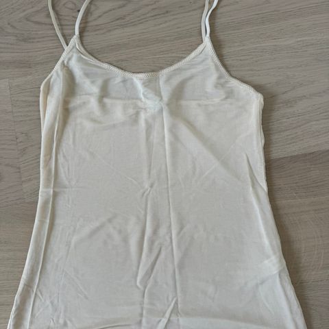 Singlet fra Ganni