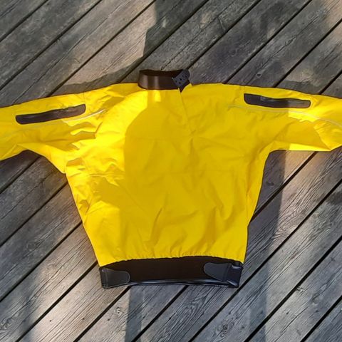 NRS Apex jacket size M.  Til kajakk padling