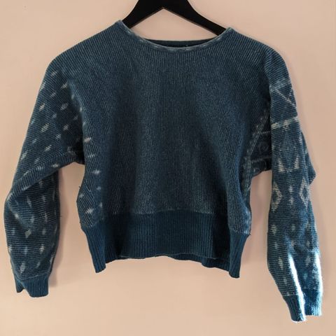 Wool sweater from Paris