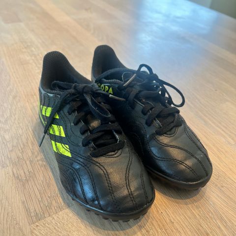 Fotballsko str 30 adidas