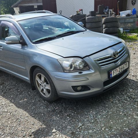 Toyota Avensis t25 i deler