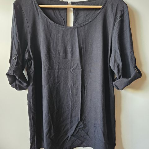 Svart topp/bluse