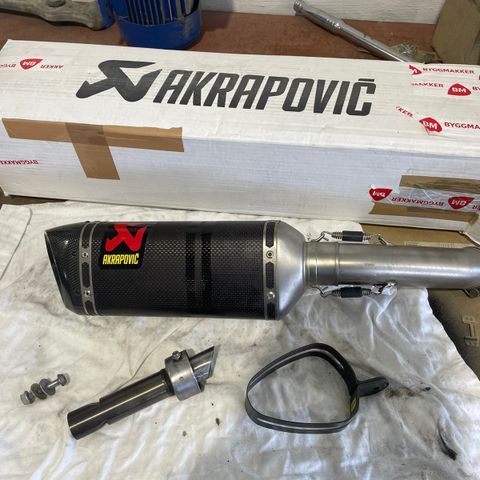 Akrapovic slip-on