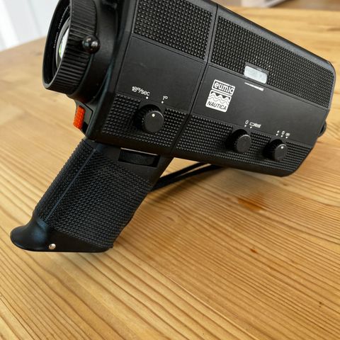 Kamera Nautica Eumig, super 8