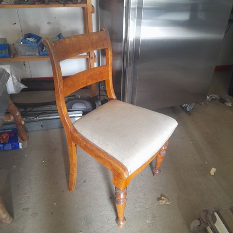 Kjøkkenstoler fra gammel bondegård