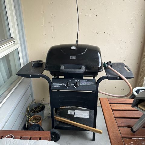 Gas grill