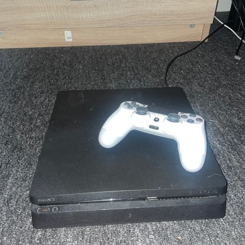 PlayStation 4 1TB