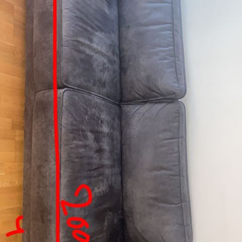 Fin,godt tatt vare på 3seters sofa til salgs.