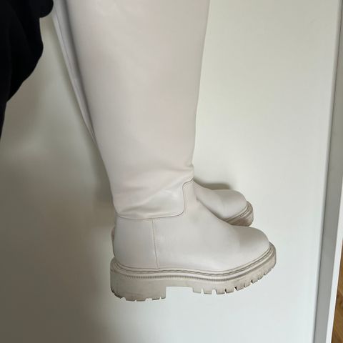 Hvite boots