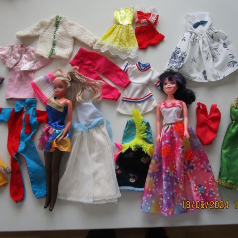 Barbiedukker og klær