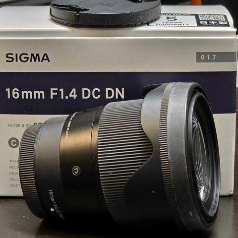 Fujifilm x-mount. Sigma 16mm 1.4