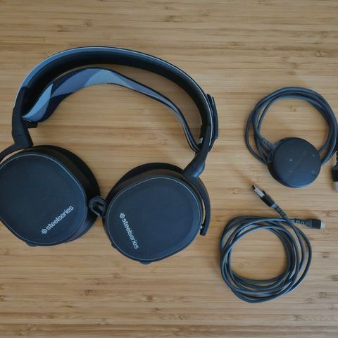 SteelSeries Arctis 7 headset