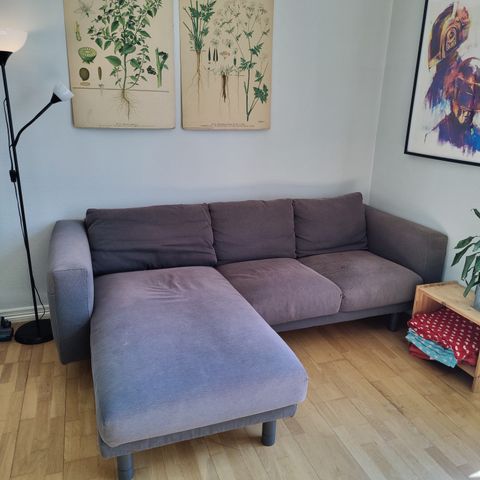 3-seter IKEA sofa - pent brukt, men noe slitasje