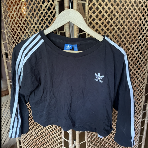 Adidas originals crop genser / topp str s