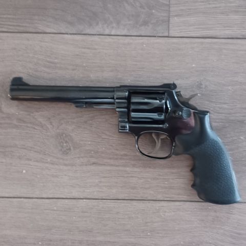 Revolver kaliber 38 s/w (Model 14-3)