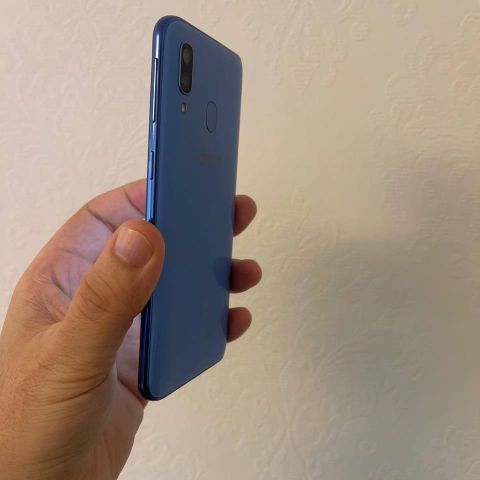 Samsung galaxy A40