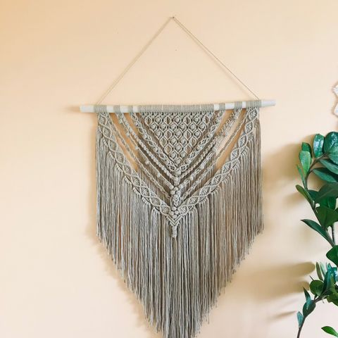 Makrame / macrame  veggpynt håndlaget