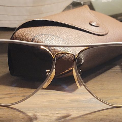 Rayban Aviator full colour.