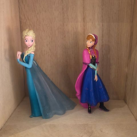 Elsa og Anna Frost Bullyland figurer (hentes/sendes)