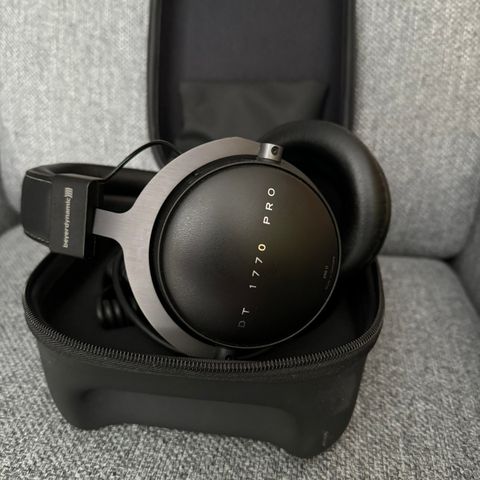 Beyerdynamic DT 1770 PRO selges