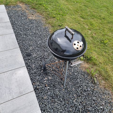 Stol og kulegrill