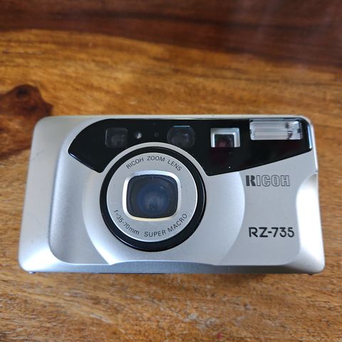 Ricoh Fotokamera RZ-735