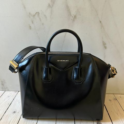 Givenchy Antigona bag