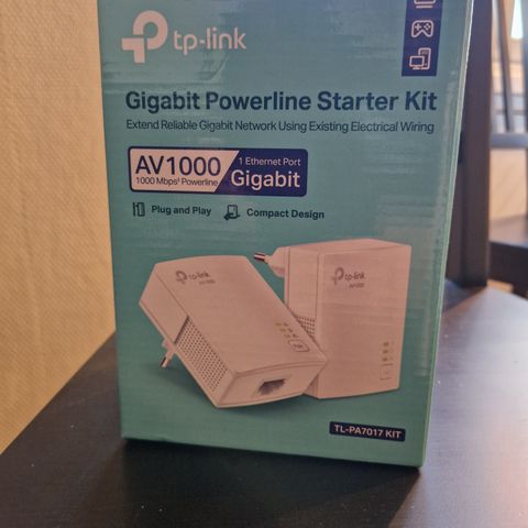 2stk TP Link Powerline adapter