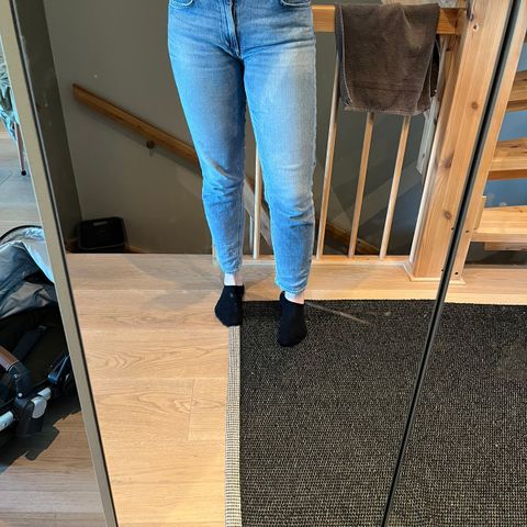 Lyse jeans fra Dondup, lite brukt, strl 31