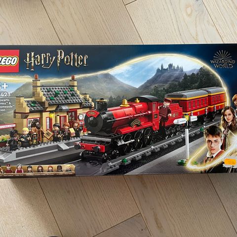 Lego Harry Potter 76423 hogwarts express and hogsmeade stadion selges uåpnet