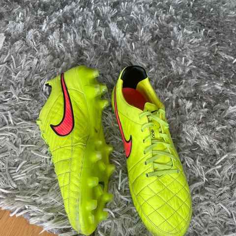 Nike Tiempo fotballsko