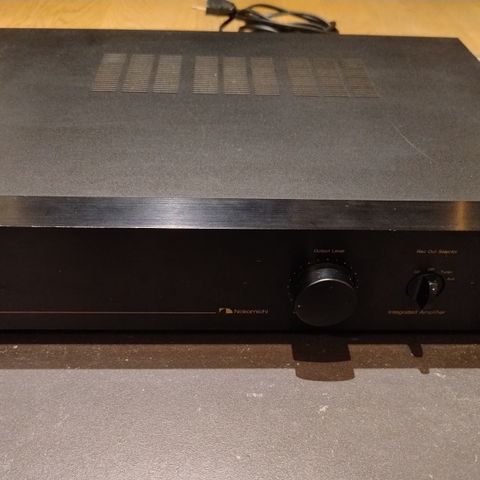 Nakamichi IA-3 stereo forsterker