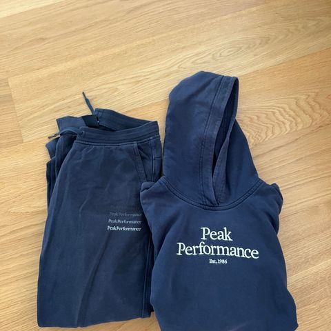 Peak Performance joggedress